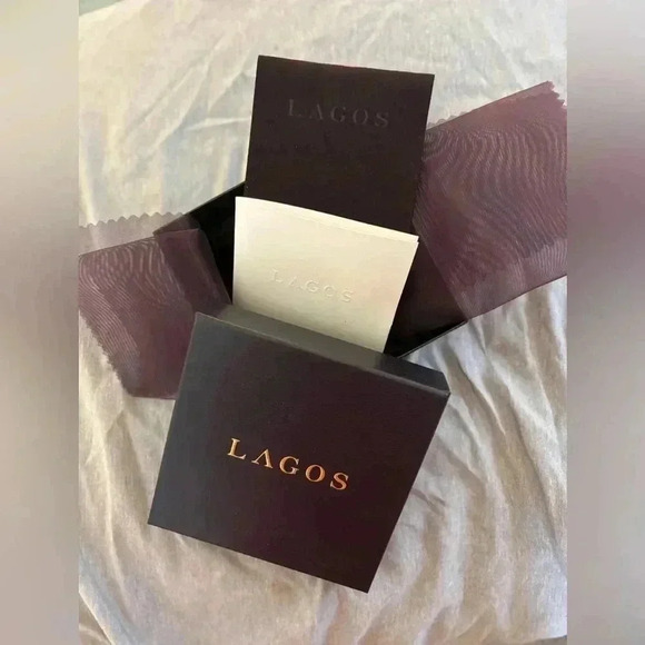 Lagos Gift Wrap - Picture 1 of 3